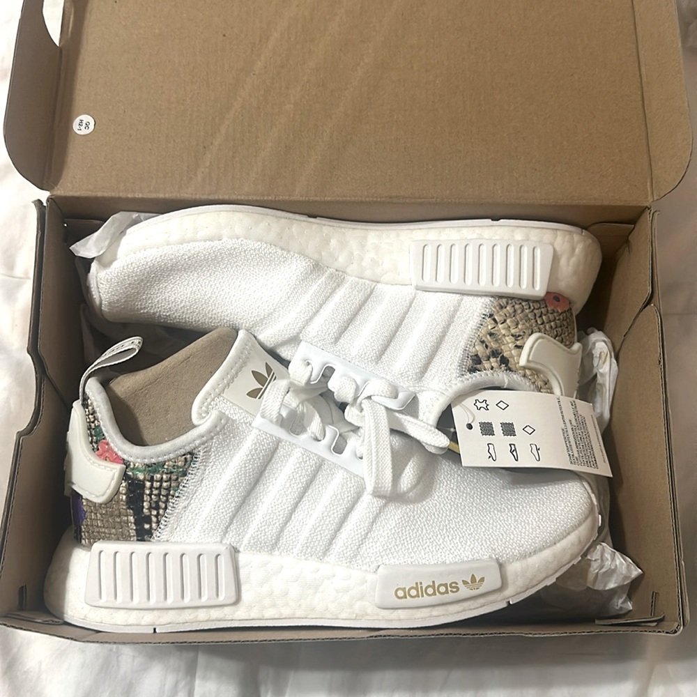 adida NMD_R1 Floral & snake print tennis shoes white